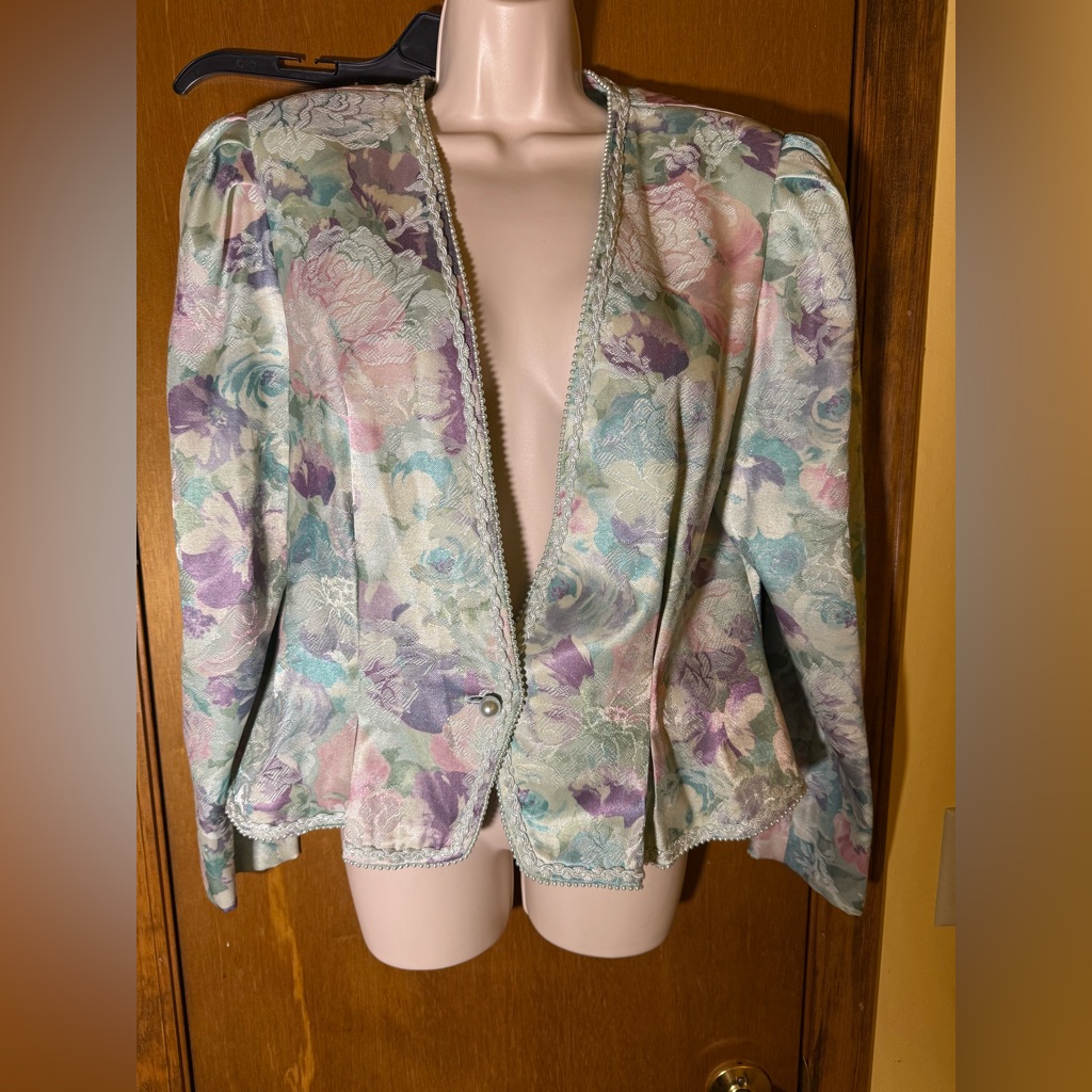 Vintage America Multicolor Floral Blazer